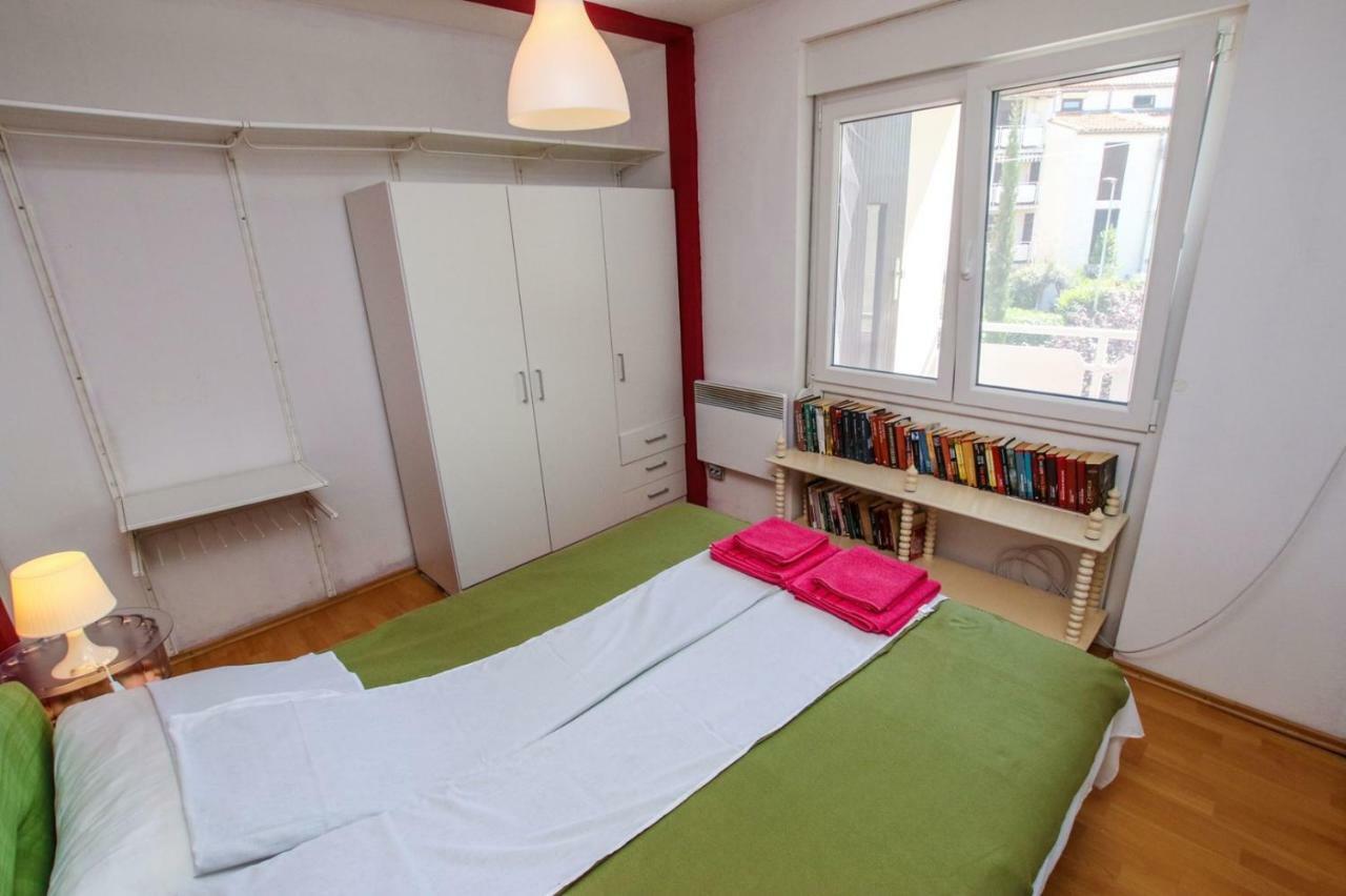 Apartment Nina - Two Bedroom With Two Balcony Near The *