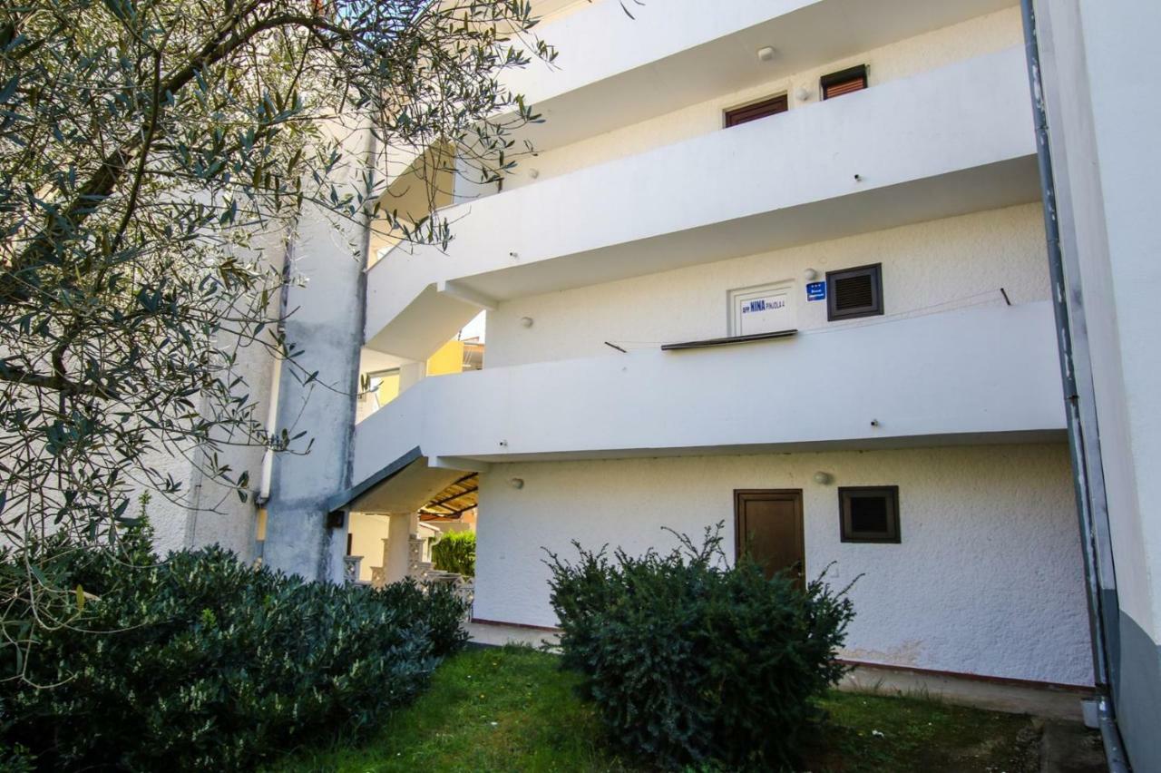 Nina - Two Bedroom With Two Balcony Near The * Porec