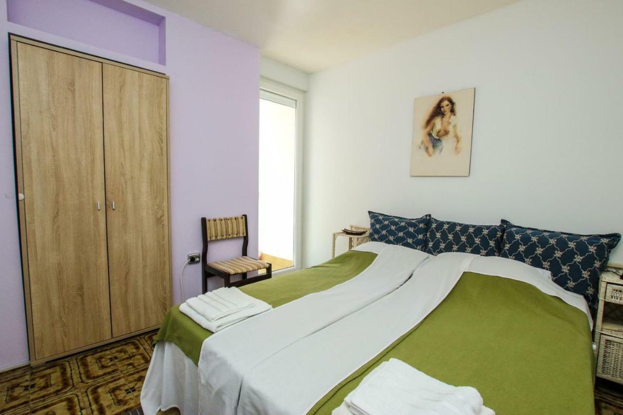 Apartment Nina - Two Bedroom With Two Balcony Near The *